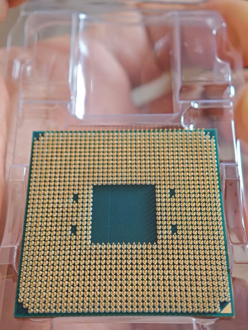 AMD Ryzen 7 5700X CPU AM4　本体
