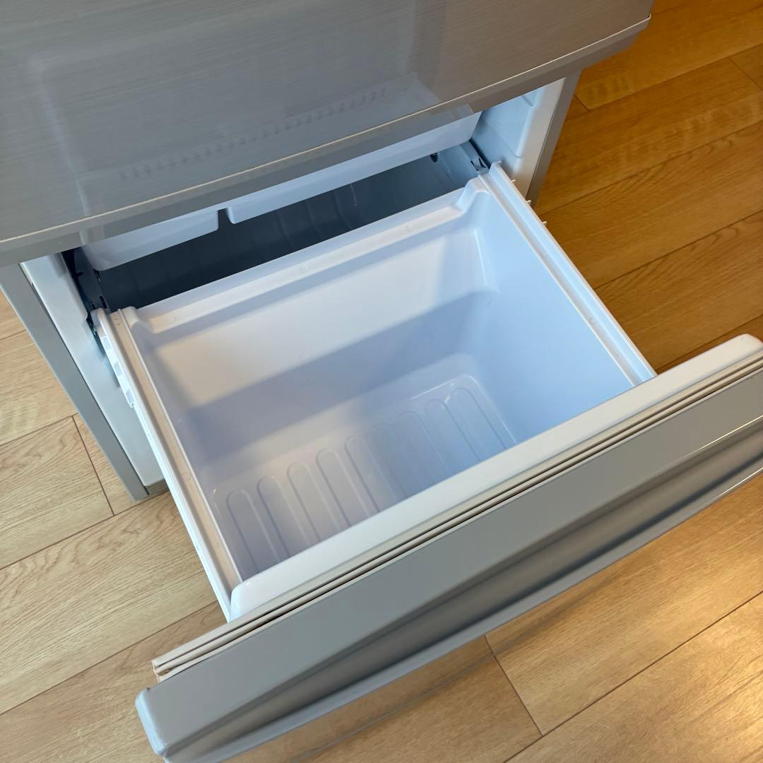 ★送料込 SHARP 冷蔵庫 137L シルバー SJ-D14D-S