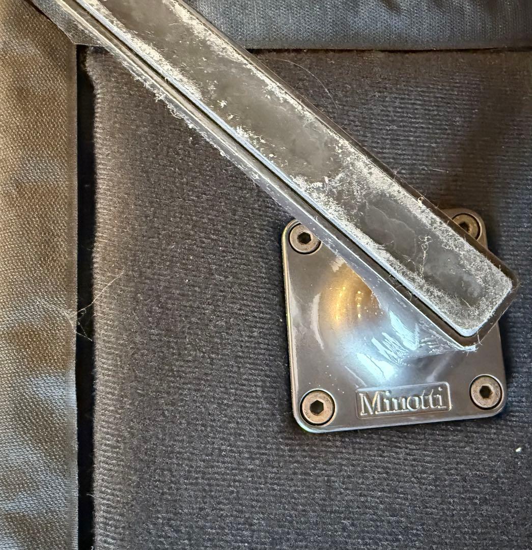 p*a様 Minotti コーナーソファ ベージュ