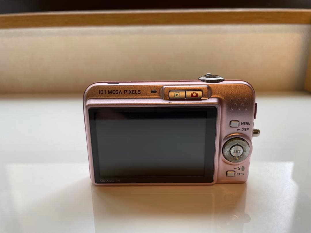 デジタルカメラ CASIO EXILIM EX-Z1050 PK