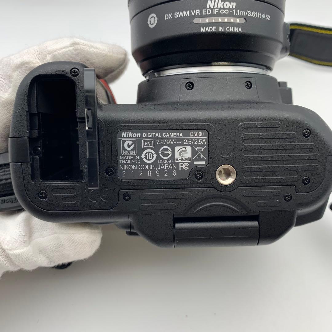 Nikon D5000 デジタル一眼レフカメラ