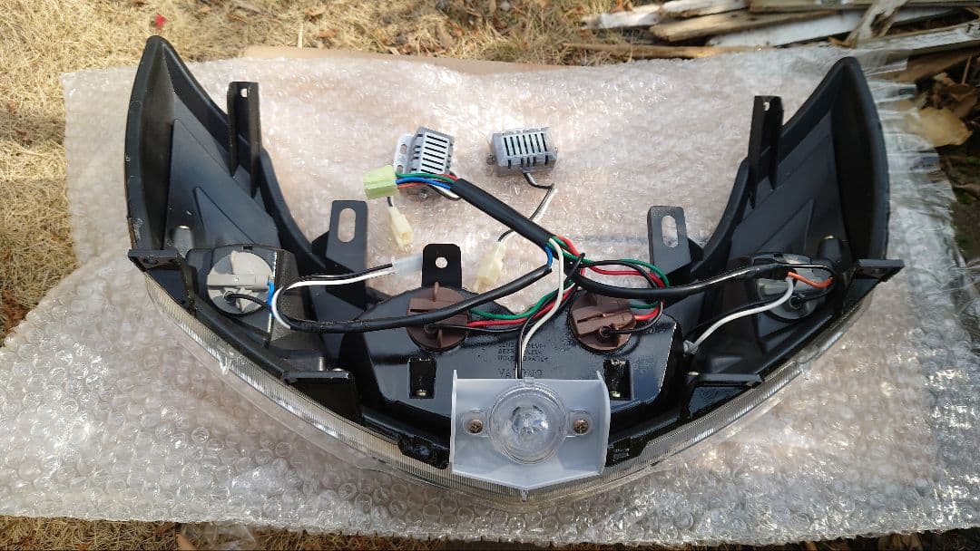 ヤマハ YAMAHAマジェスティ250 SG20J 社外テールランプ 新品未使用