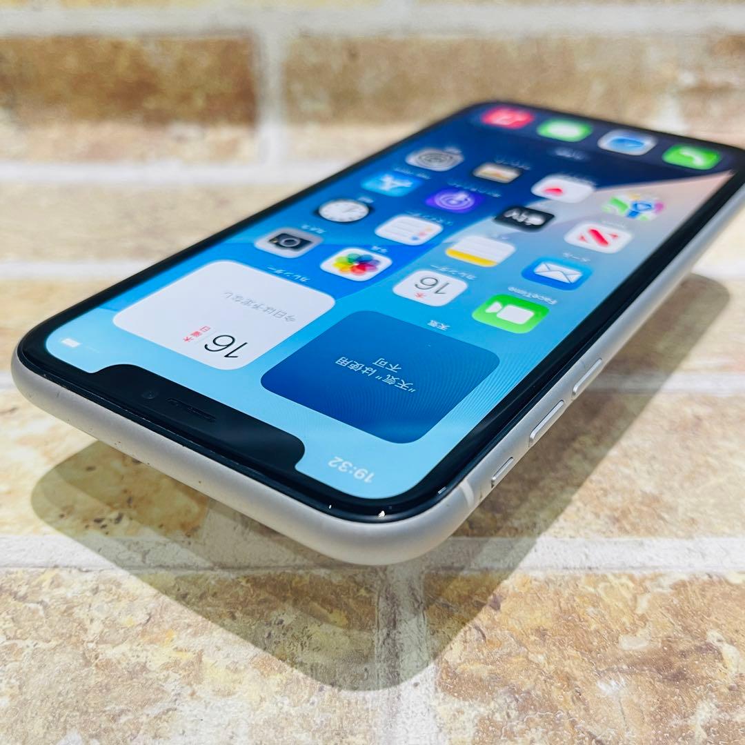 SIMフリー iPhoneXR 64GB ホワイト 電池新品
