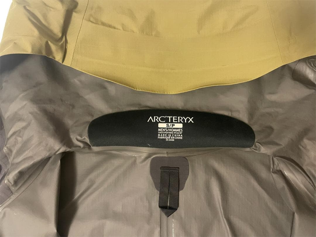 激レア 美品 ARC'TERYX BEAMS 別注 BETA SL 金ロゴ刺繍