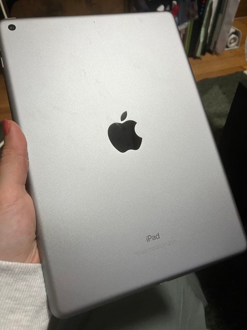 【美品】iPad 第5世代　スペースグレイWi-Fi 32G シートシール付き