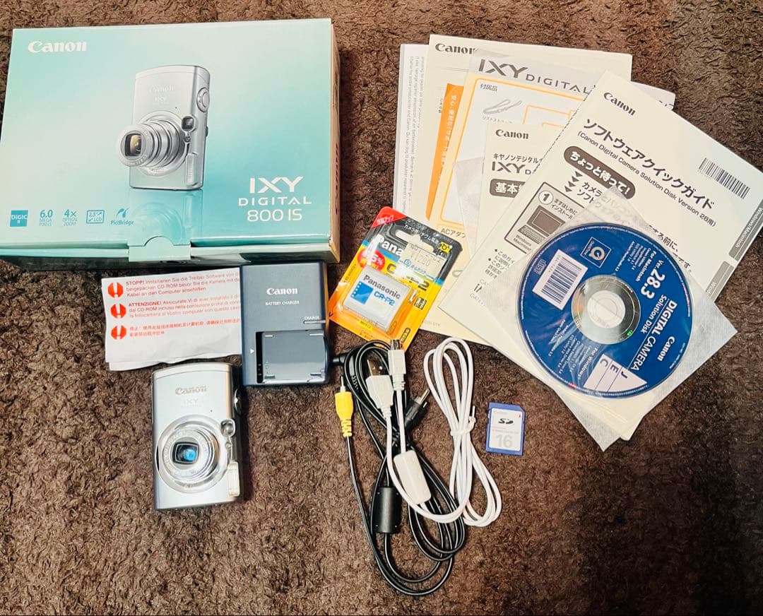 Canon デジタルカメラ　IXY DIGITAL 800 IS デジカメ