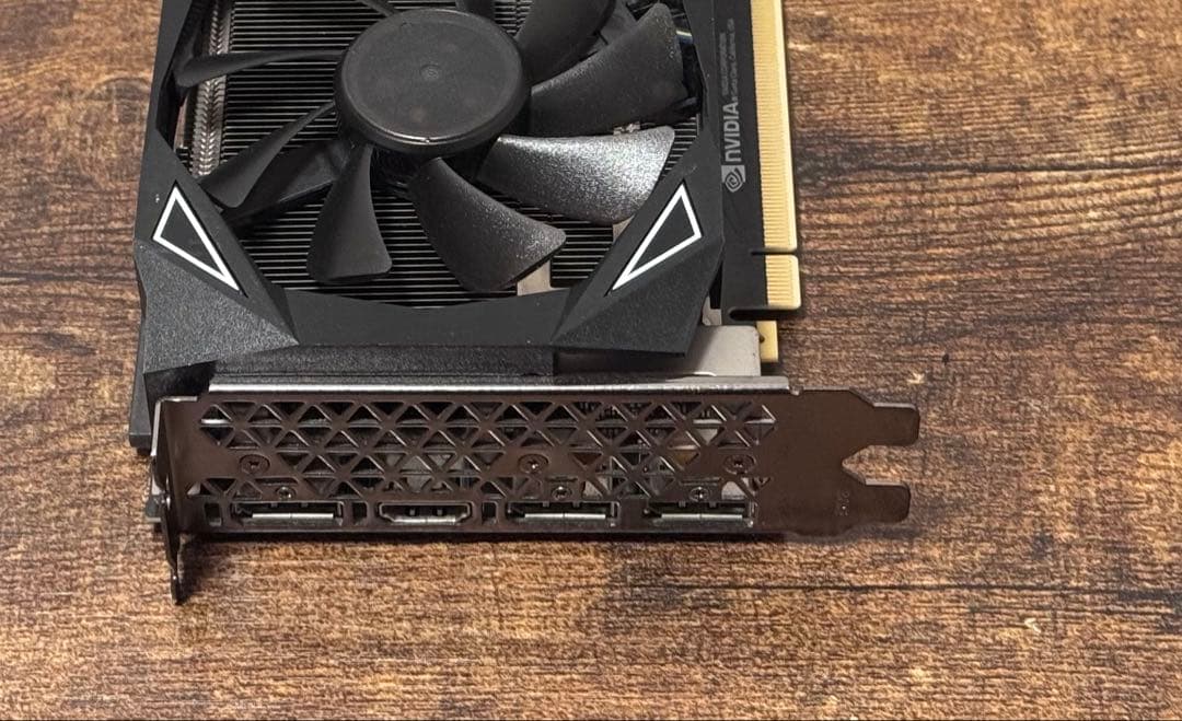 NVIDIA GeForce RTX 2080 Super グラフィックカード