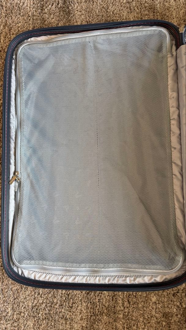 イタリア製RONCATOネイビー キャリーケース