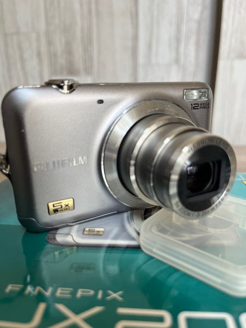 デジタルカメラ Fujifilm FinePix JX200 12MP
