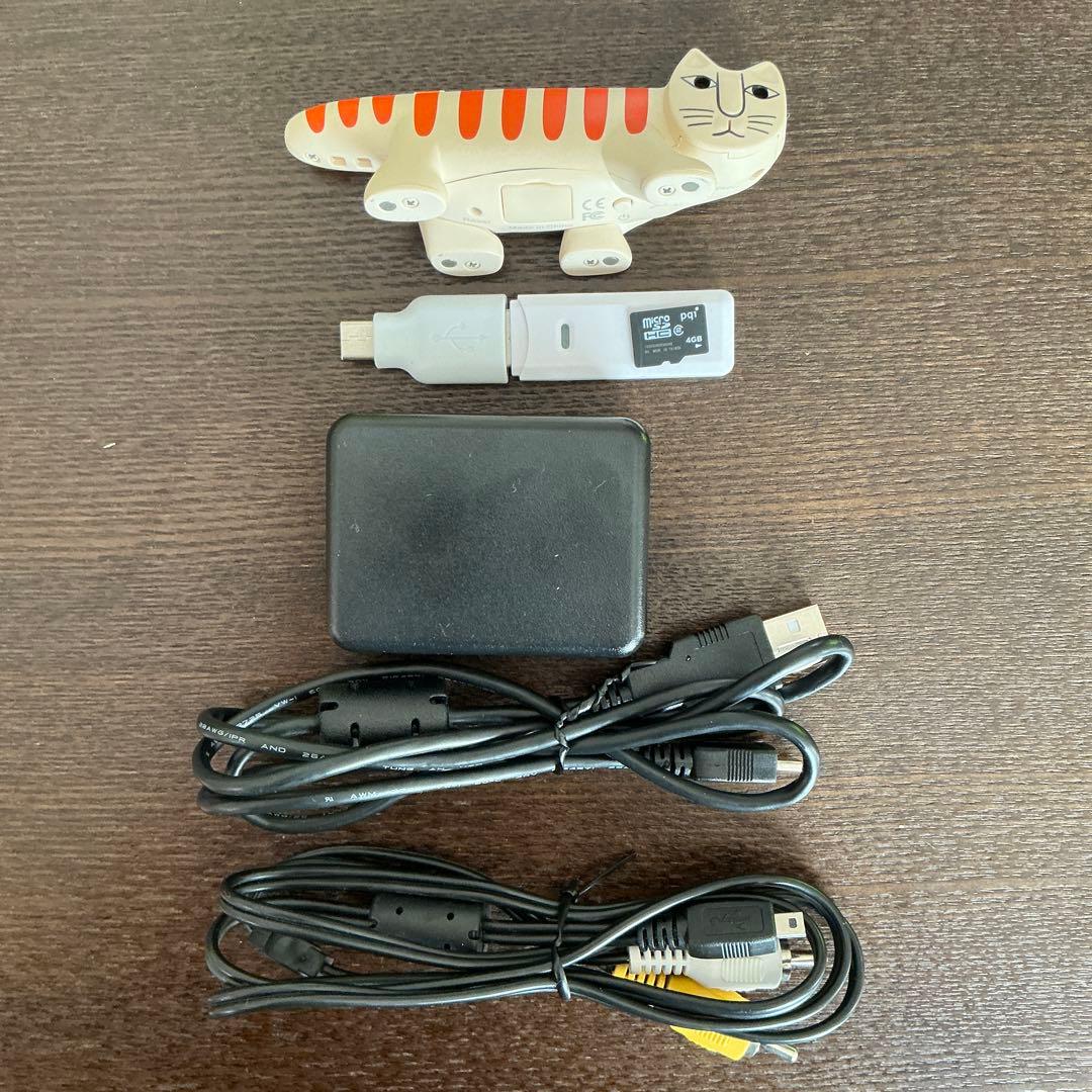 ネコノデジタルカメラ　NDC1マイキー、NDC3ホワイト　2台セット