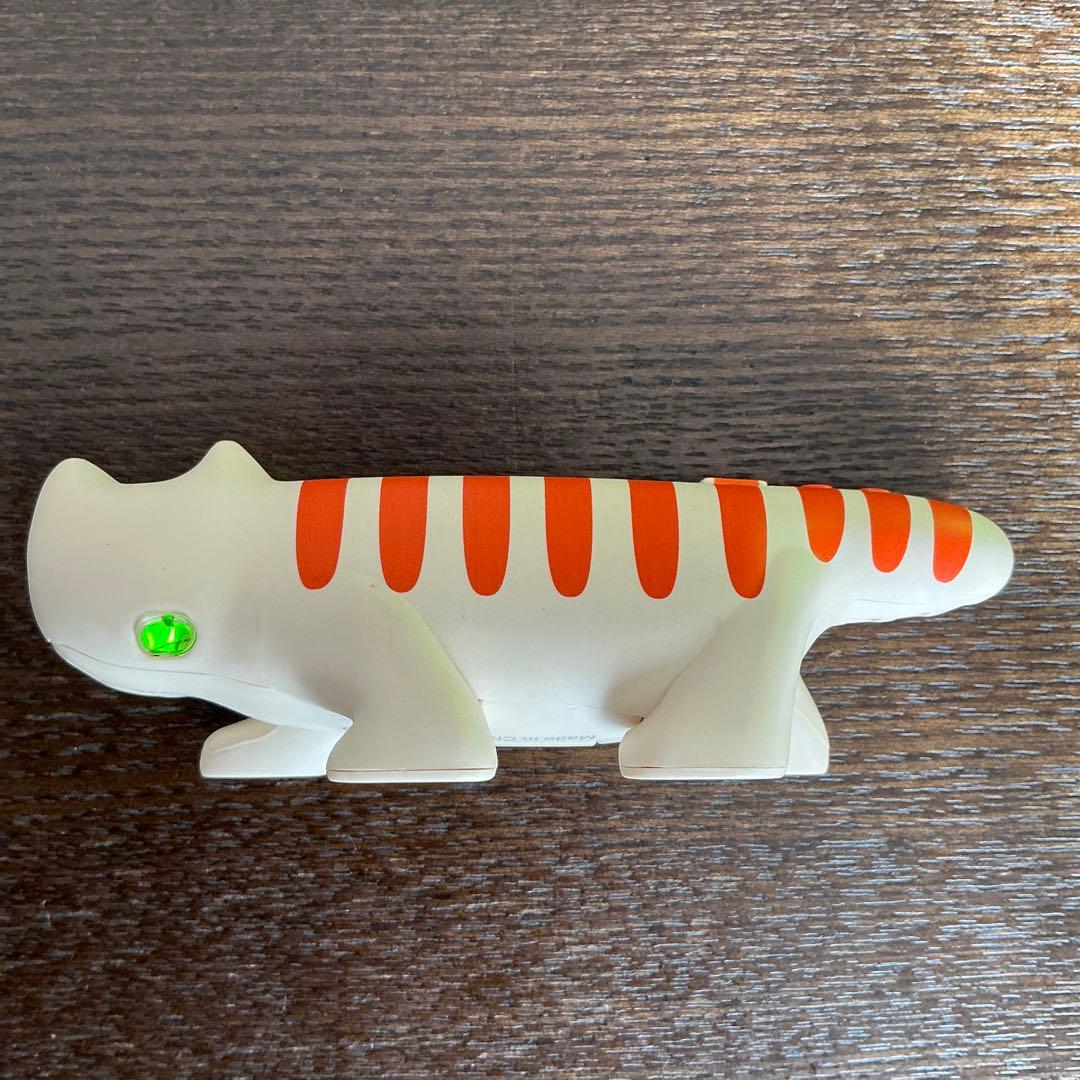 ネコノデジタルカメラ　NDC1マイキー、NDC3ホワイト　2台セット