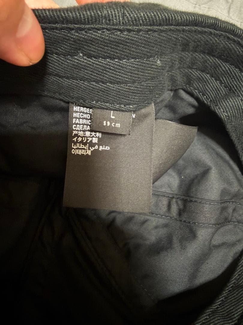 新品 BALENCIAGA 帽子　キャップ　黒