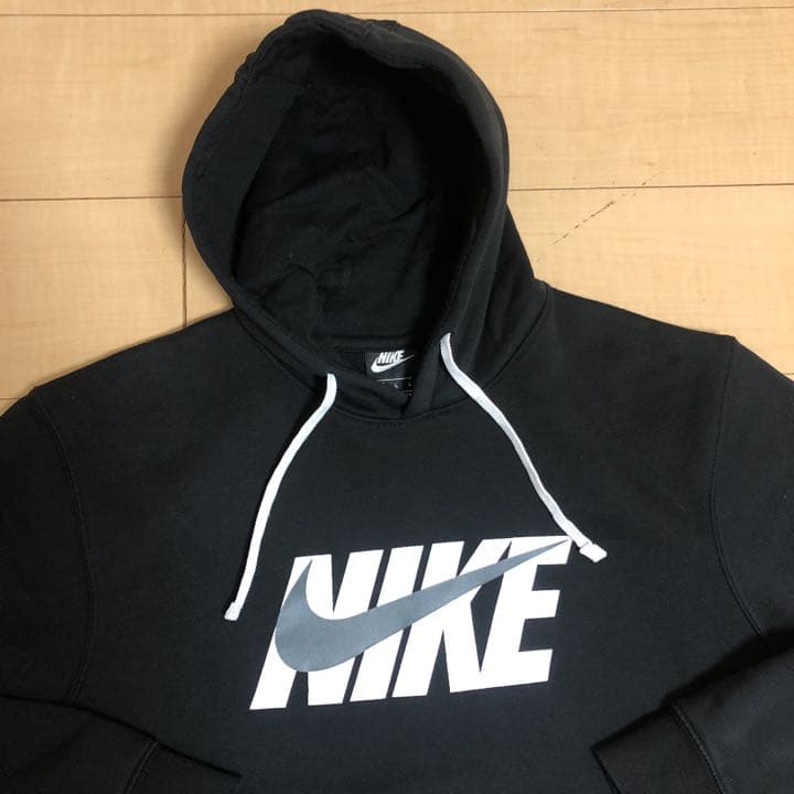 値下げ中　NIKEセットアップ　L (ブラック)