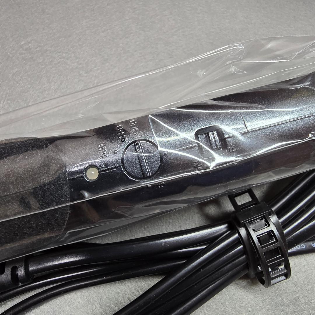 #サニープレイス 新品未使用11月購入　MGプラチナ輝髪アイロン黒