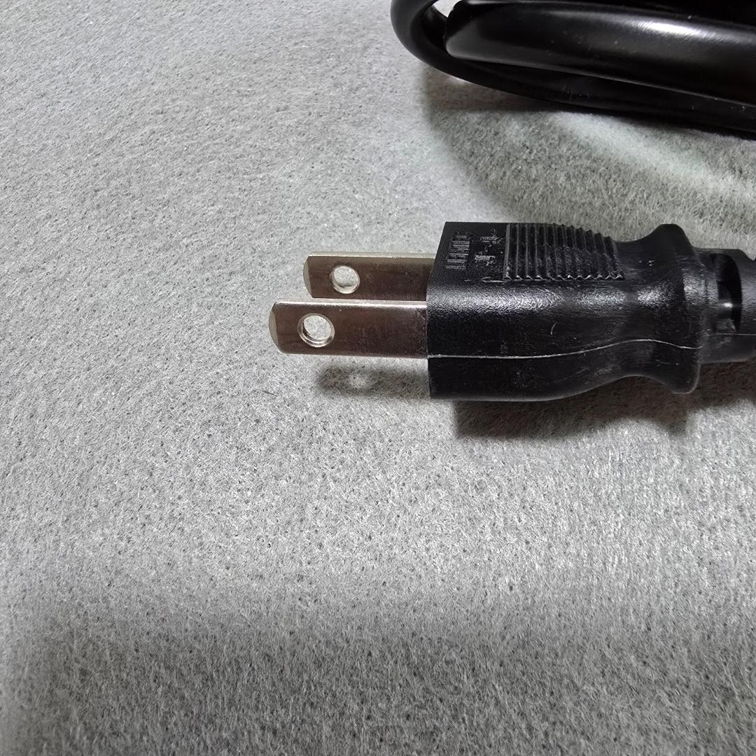 #サニープレイス 新品未使用11月購入　MGプラチナ輝髪アイロン黒