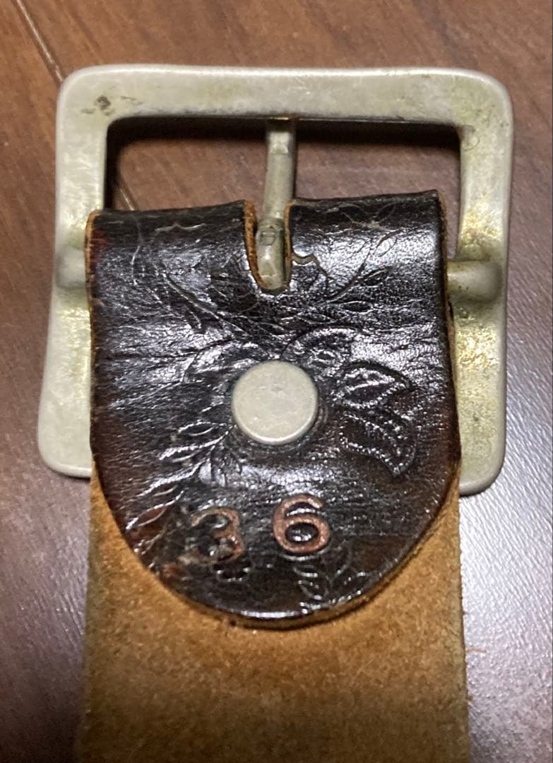 初期HTC スタッズベルト ３６ ビンテージ 原宿No.11購入