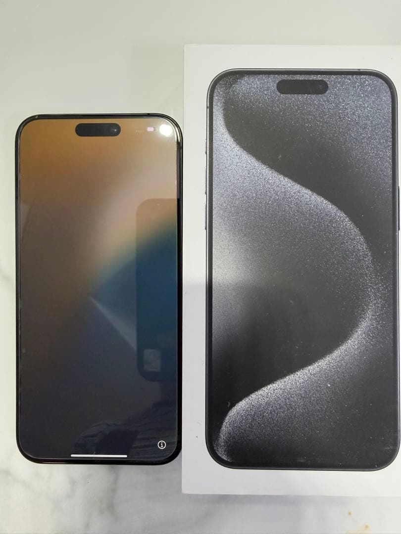 N*i様 【電池85%】iphone15 pro max 512gb ブルーチタ