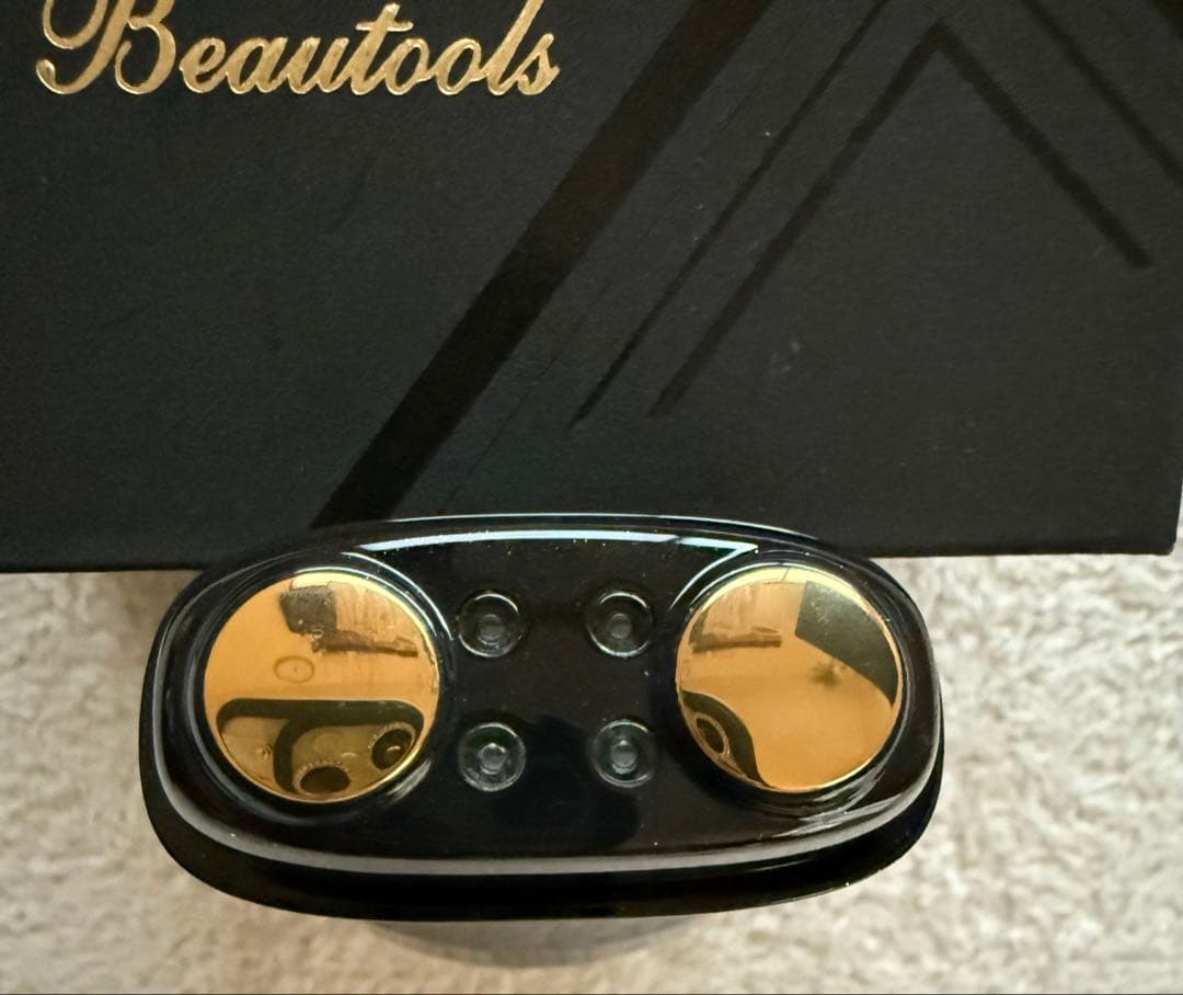 フェイスポンププレミアム 美顔器　EMS