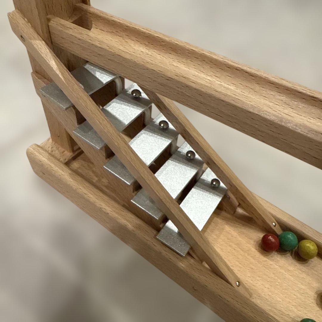 ドイツ　ベック社　木製スロープトイ　シロフォン付玉の塔　クーゲルバーン