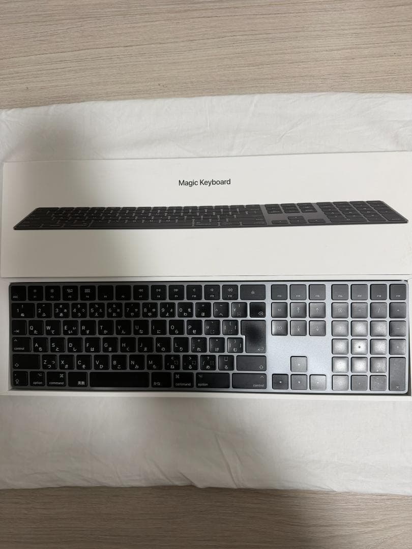 【送料無料】Apple Magic Keyboard A1843 テンキー付