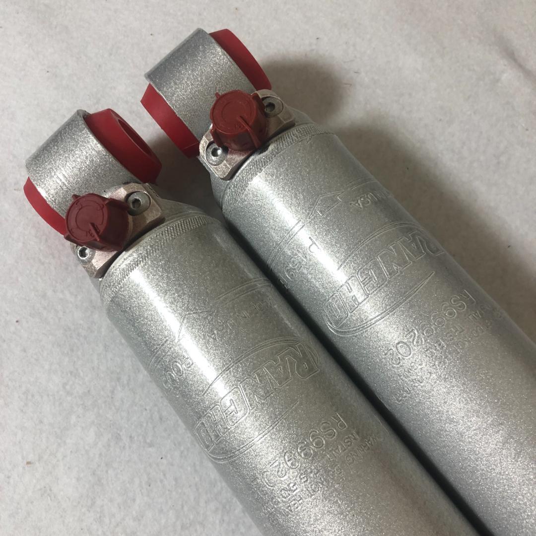 ランチョ　ショックアブソーバー　サファリ　ランドクルーザー　リヤ用　2本【新品】