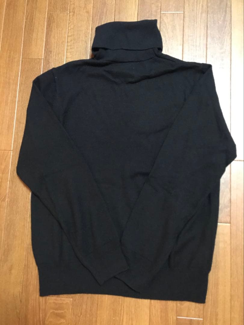 ソロイスト　スカーフタートルニット　フミヤ着