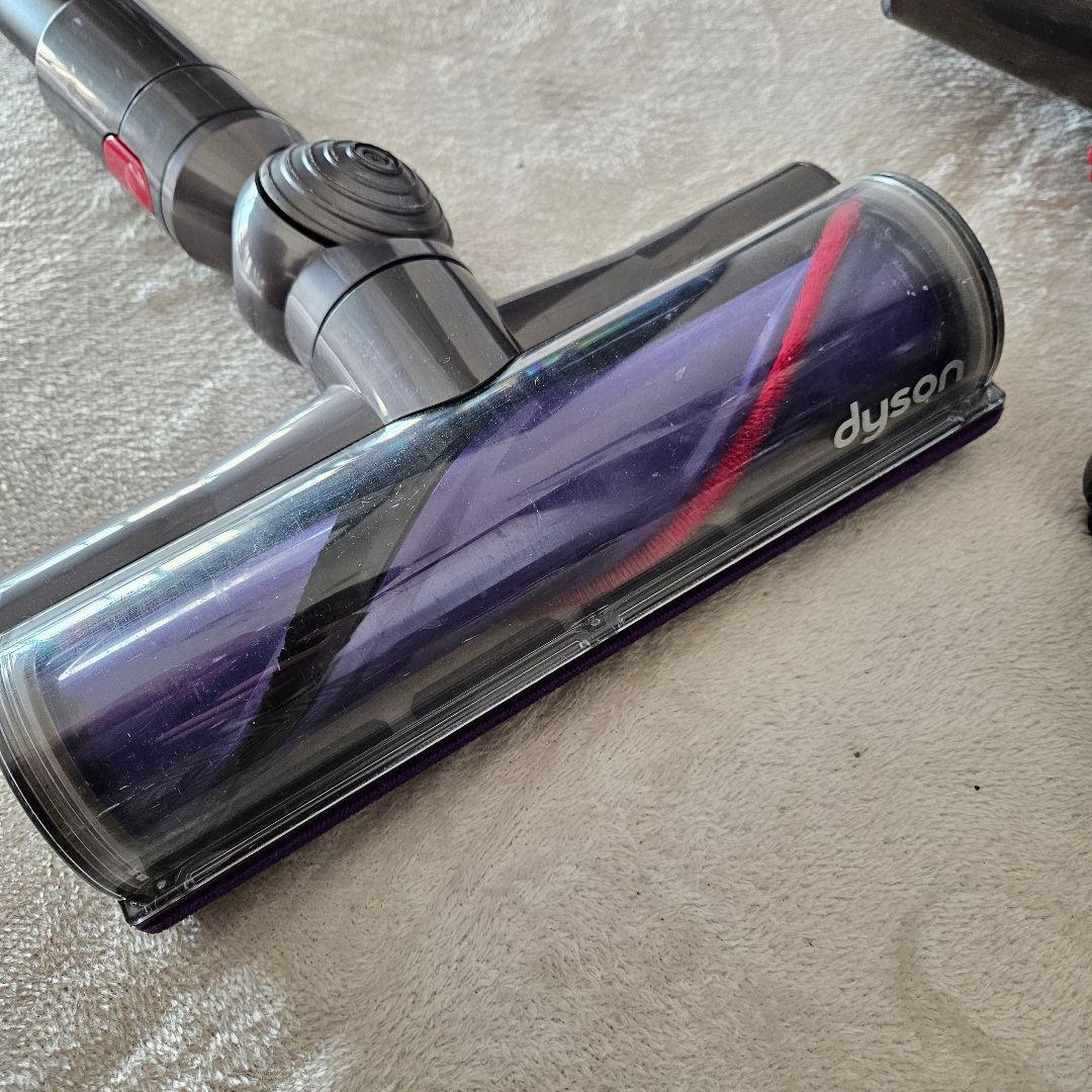 Dyson ダイソン　V10 SV12　コードレスクリーナー　動作OK　簡易清掃