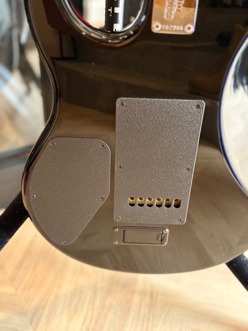 MUSIC MAN Luke Ⅲ HH Black 【2012年製】