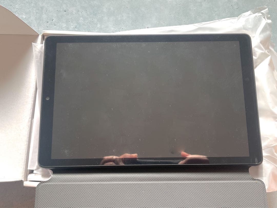 TCL TAB 8 WiFi 32GB 8.0インチ フィルムとケース付き