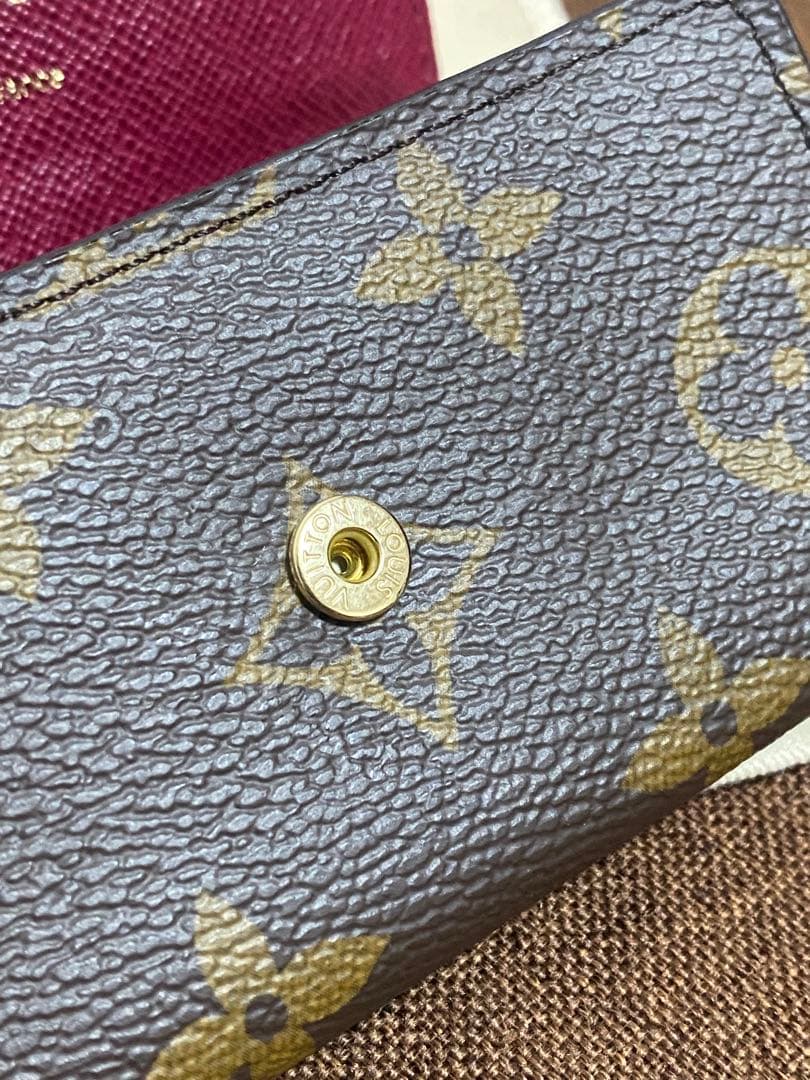 ルイヴィトン モノグラム キーケース ミュルティクレ6フューシャ