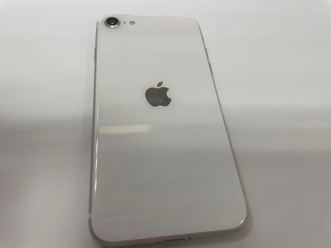 Apple iPhone SE（第二世代）64G 本体