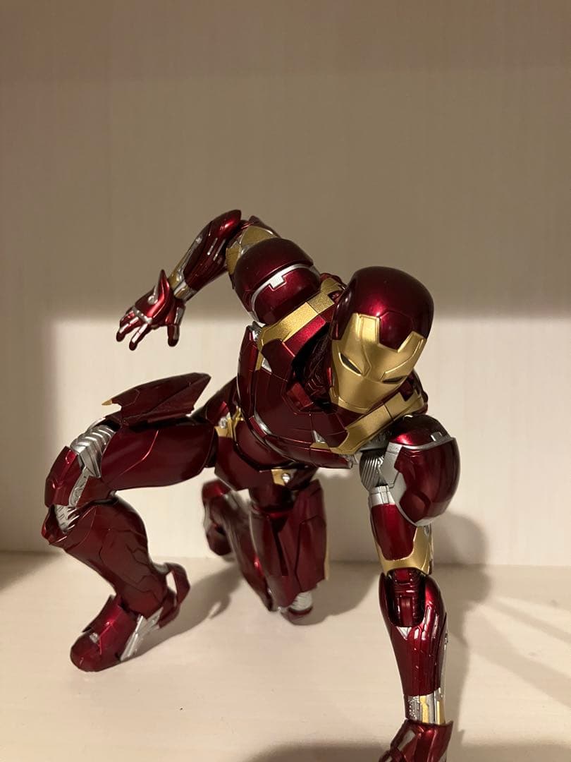threezeroスリーゼロ アイアンマン　マーク46フィギュア　ダイキャスト製
