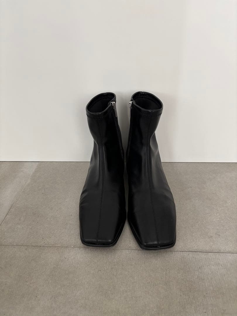 スクエアストレッチ ショートブーツ（3cmヒール）撥水