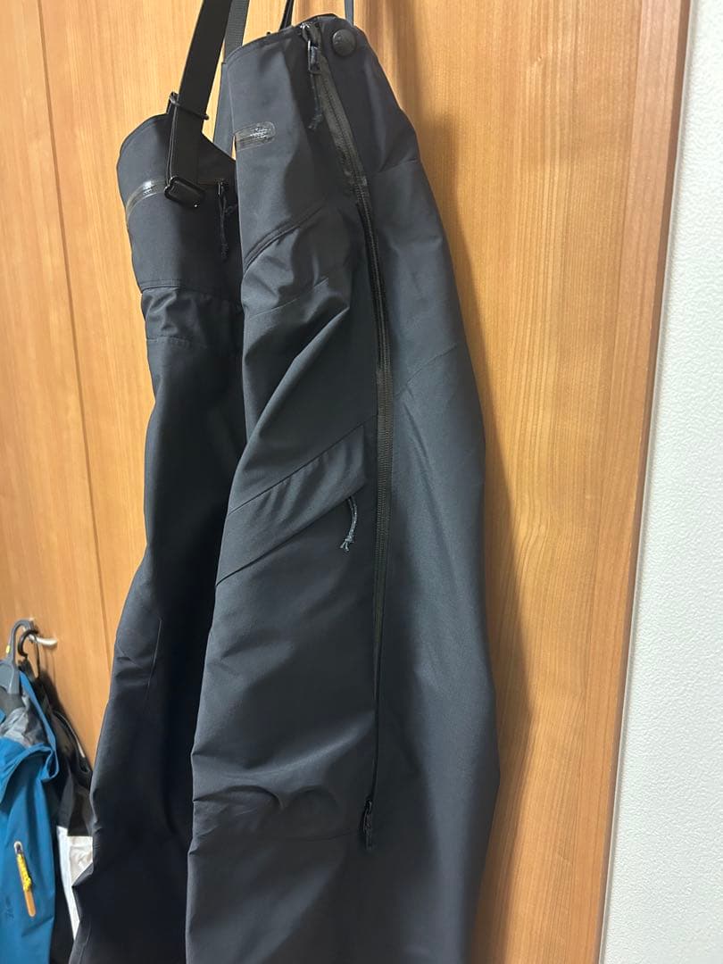 Arc'teryx GORE-TEX RUSHビブパンツS/Mサイズ