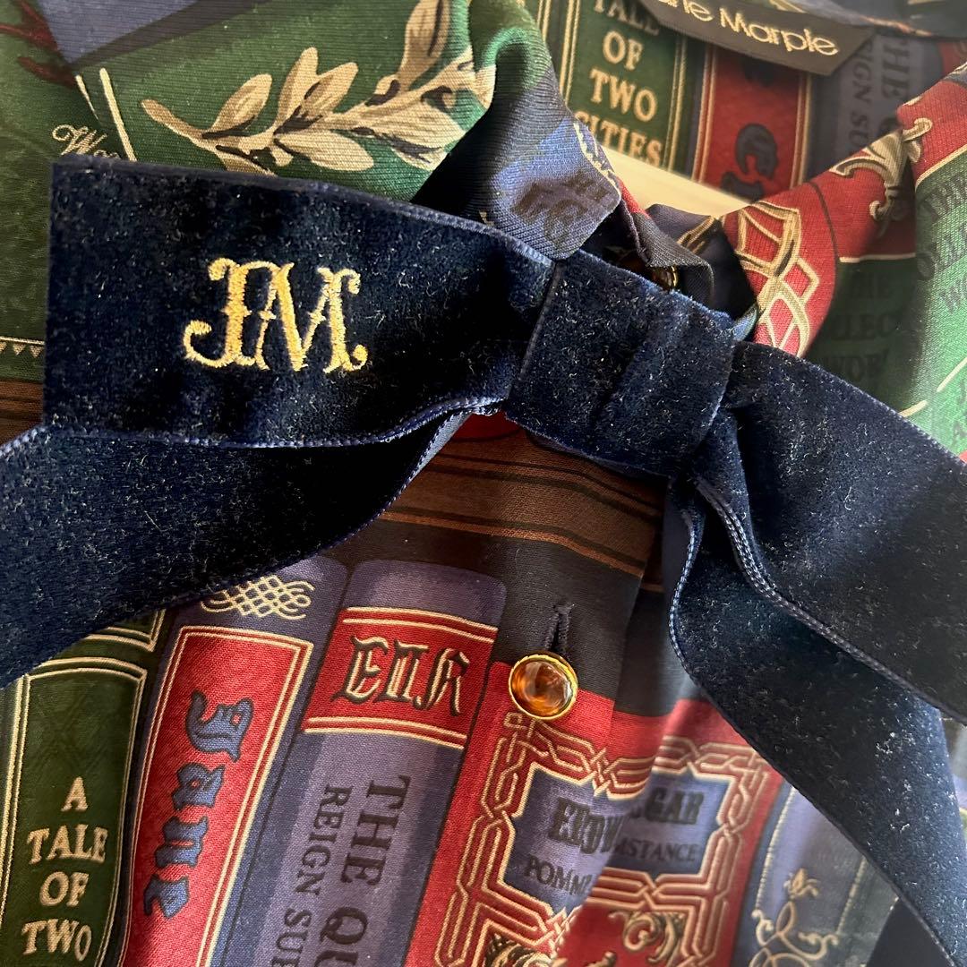 Jane Marple Jane’s bookcase ブラウス