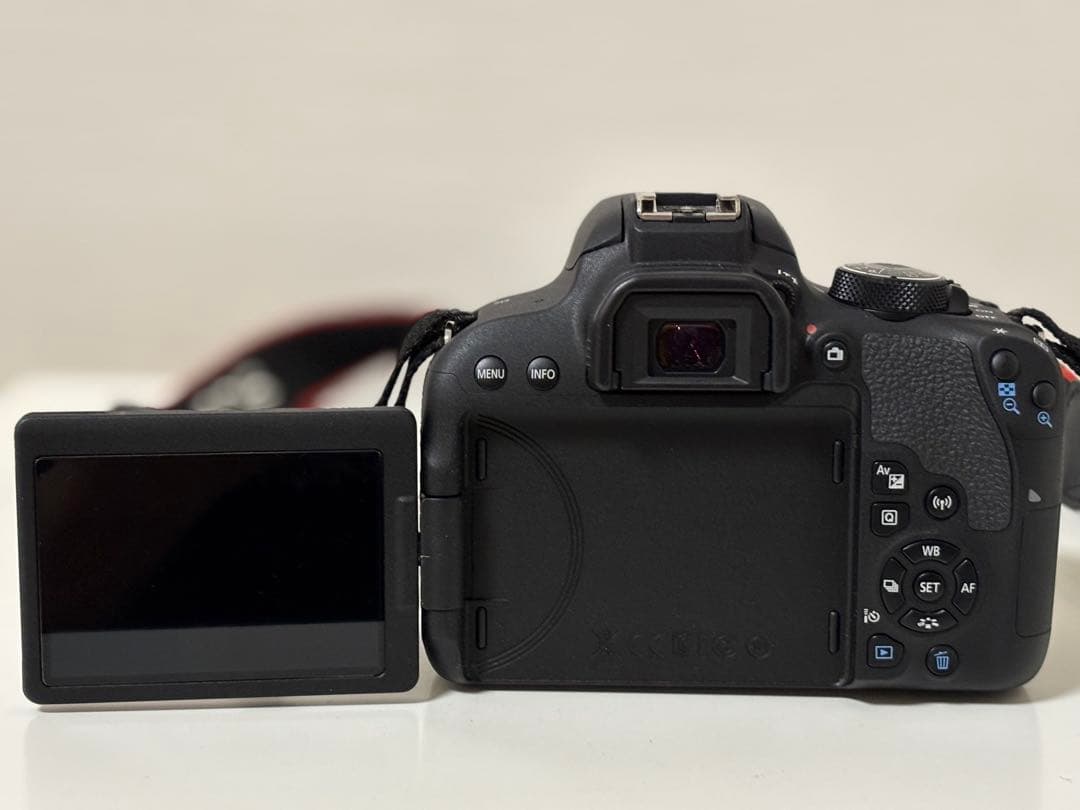 Canon EOS Kiss X9i 標準キッド完備