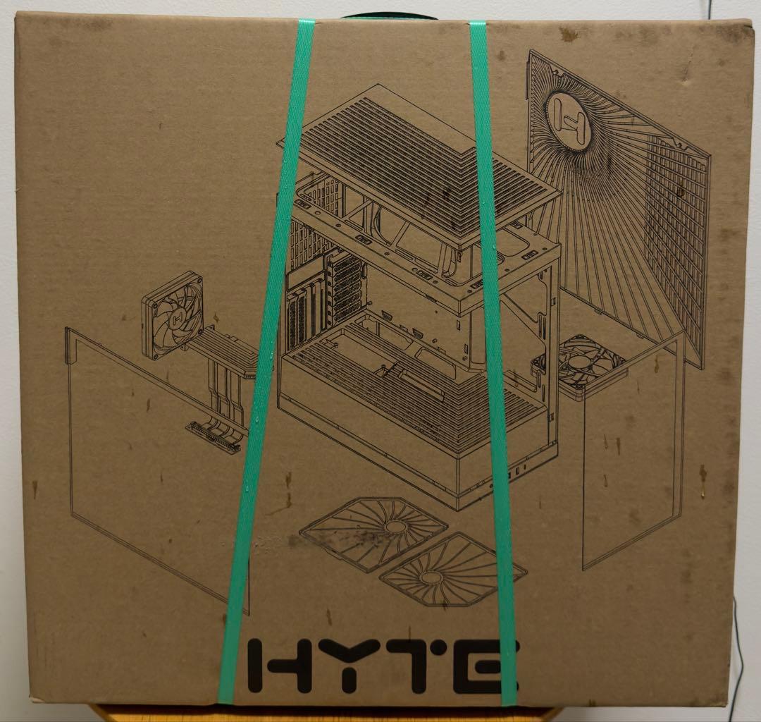 (新品未使用￼￼)HYTE Y40 赤 パノラマケース