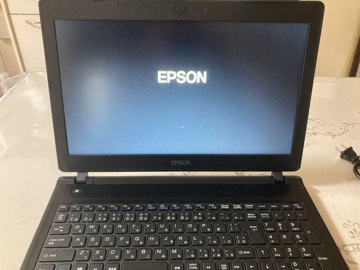 新品SSD 128GB搭載 8世代CPU エプソン 中古ノートパソコン