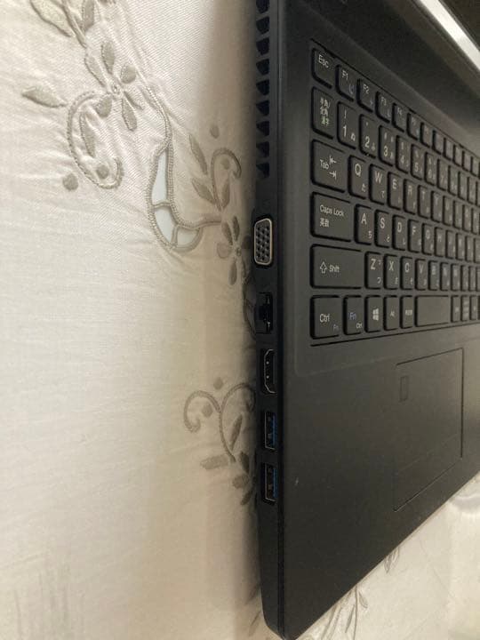 新品SSD 128GB搭載 8世代CPU エプソン 中古ノートパソコン