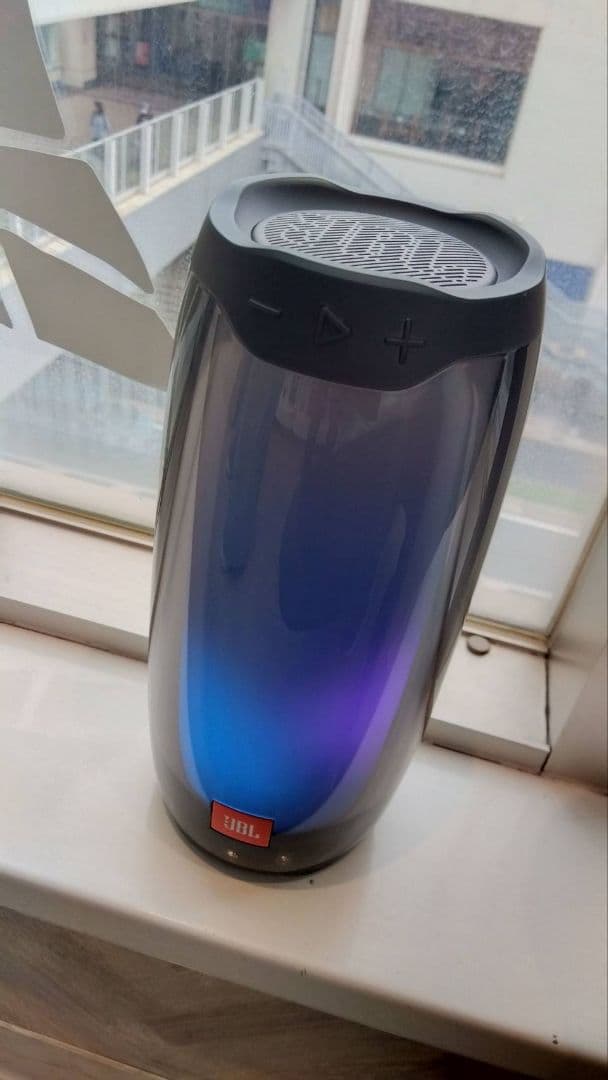 スピーカー・ウーファー JBL PULSE4