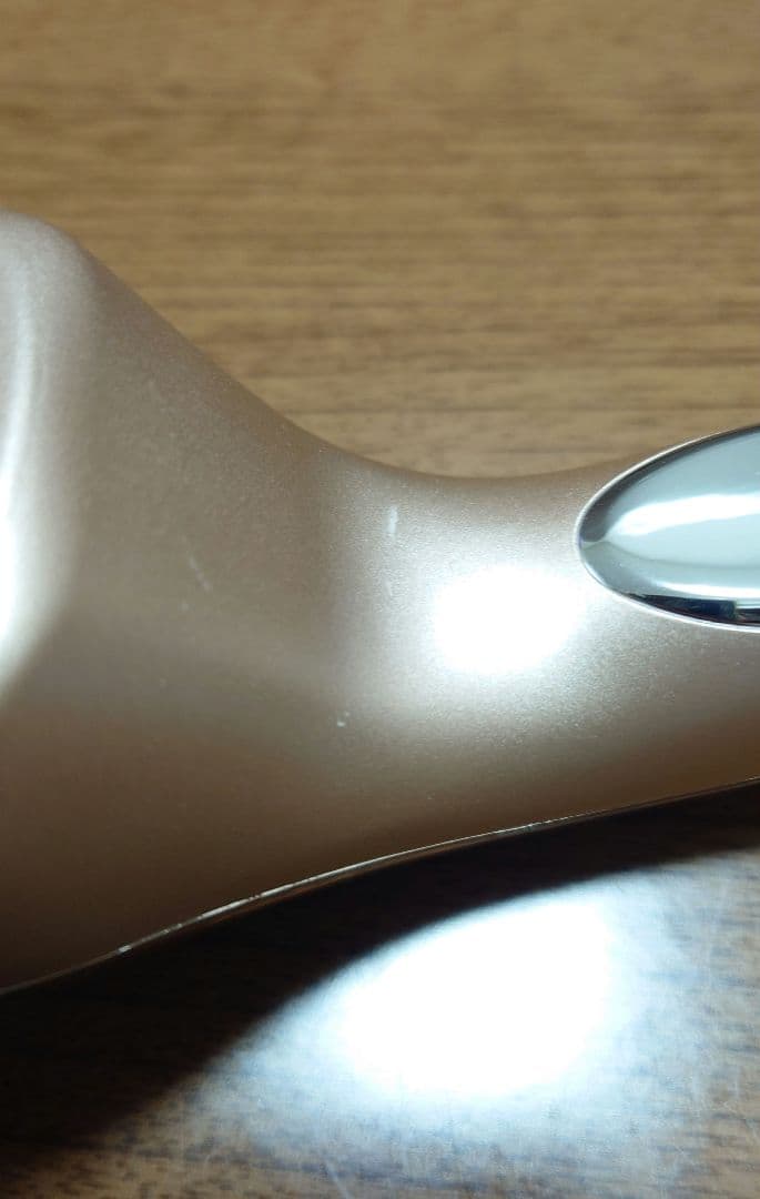 IKKOプロデュース美顔器　ラボンエクラ