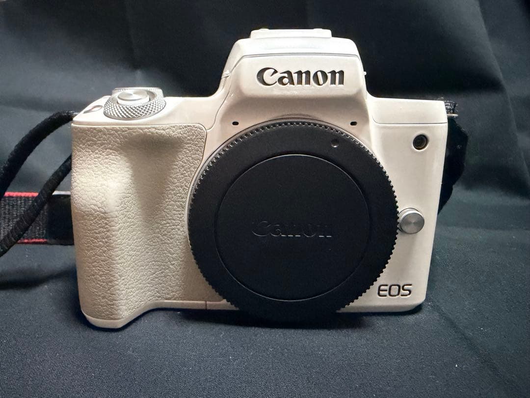即日発送 Canon EOS KISS M ホワイト レンズ2本付き
