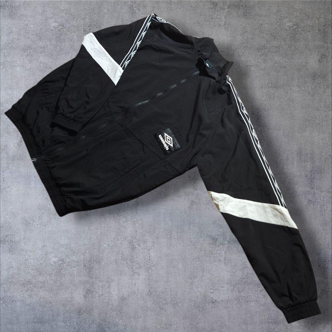 90s umbro アンブロ ナイロンジャケット 刺繍ダブルダイヤモンド y2k