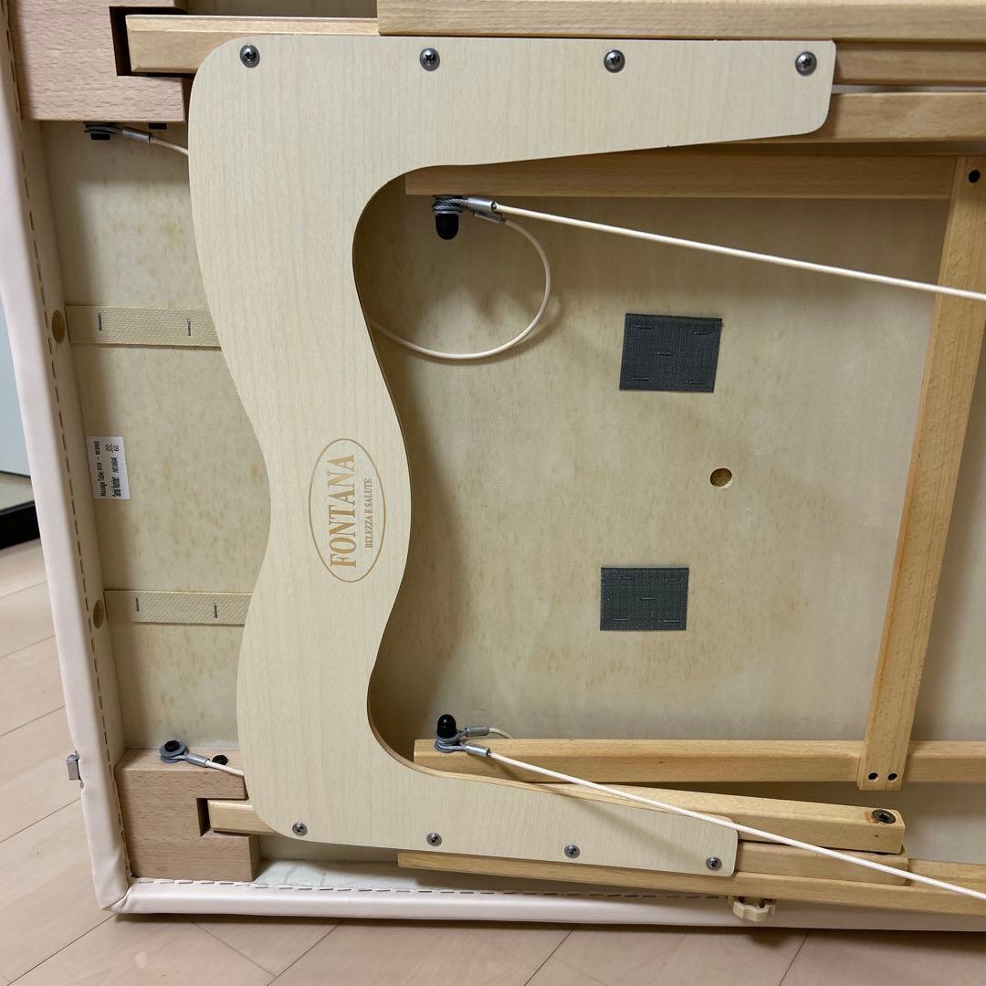 FONTANA Riviera 折りたたみマッサージベッド