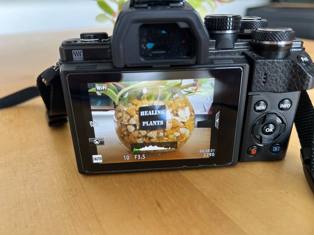 OLYMPUS オリンパス　レンズ２つセット　ジャンク品