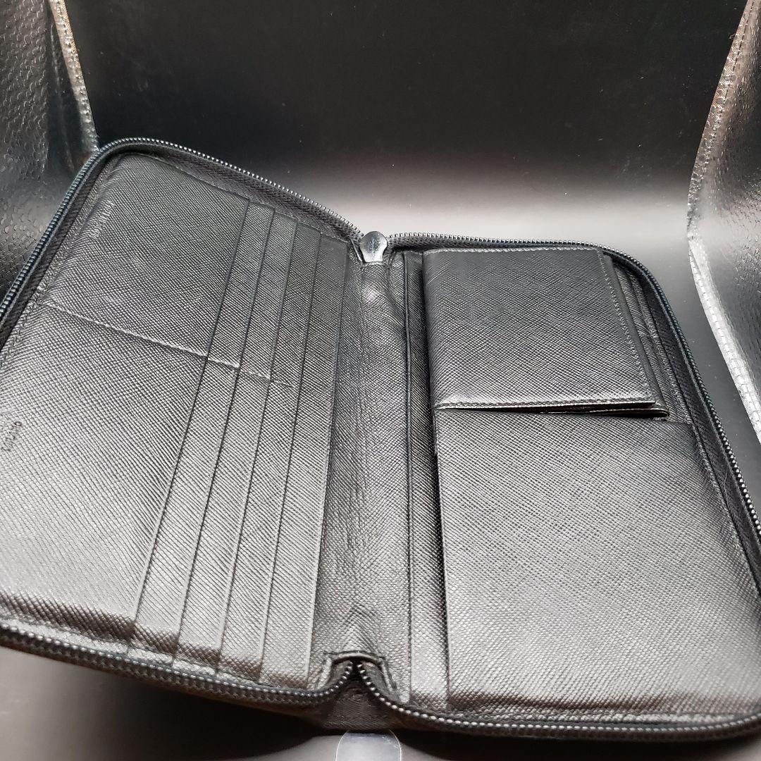 PRADA ブラック長財布