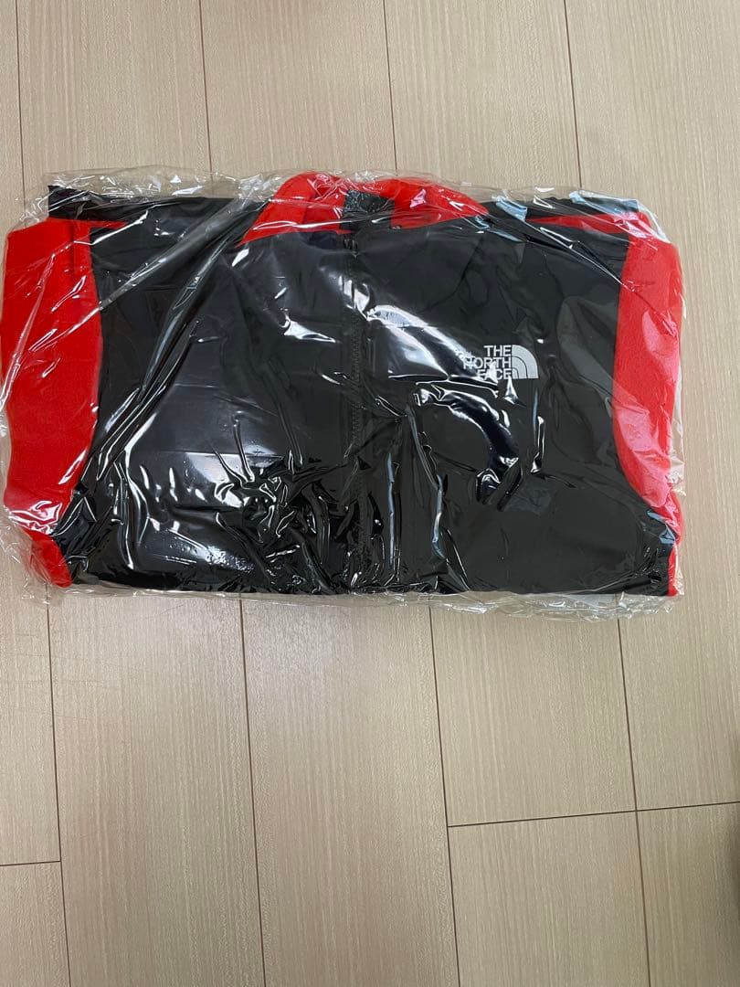 新品 ノースフェイス　デナリジャケット　XS
