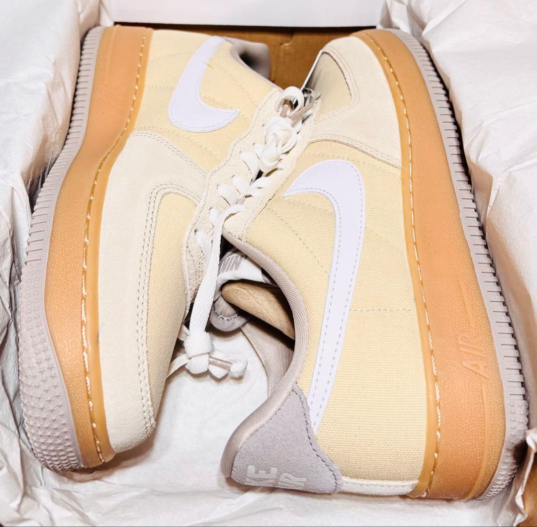 ■新品26.5cm■ナイキ エア フォース 1 07 ライトカーキ/ガムイエロー