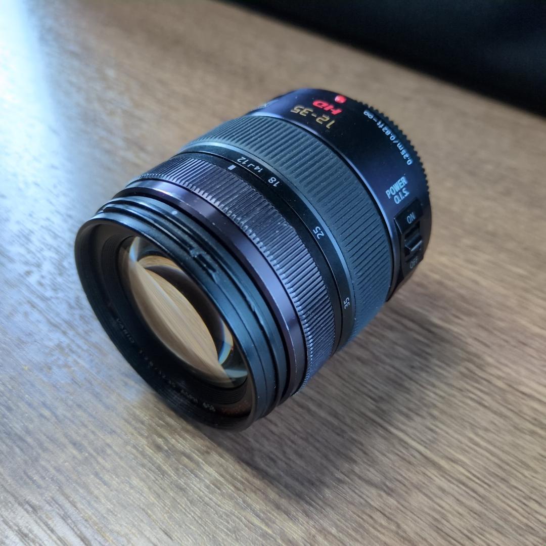 Panasonic LUMIX 12-35mm F2.8 レンズフード付き 美品