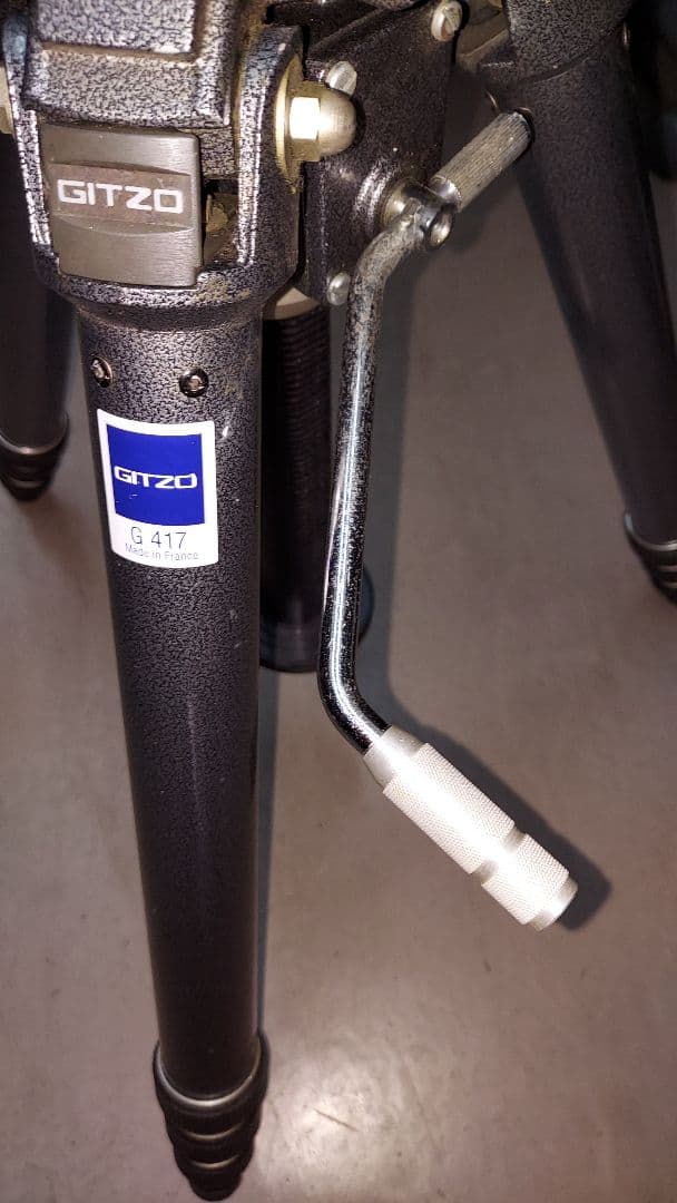 GITZO G417　三脚